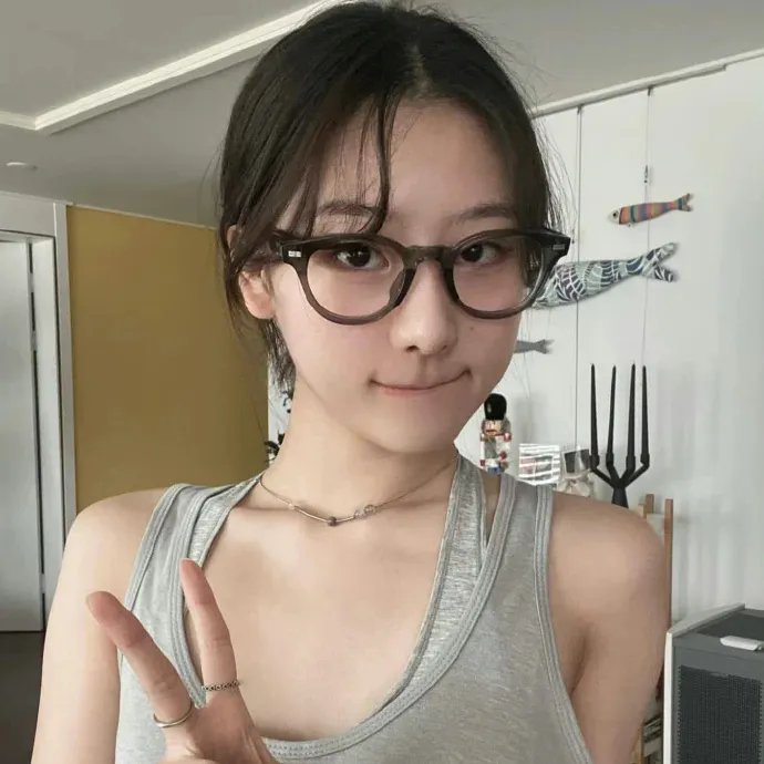 美丽笨女人